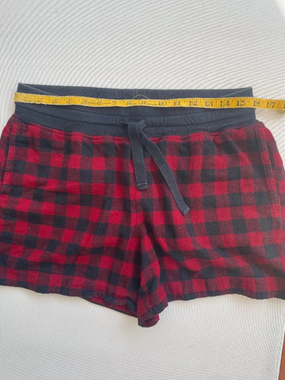 LLBEAN Buffalo Plaid Flannel Pajama Sleep Shorts, Med.
